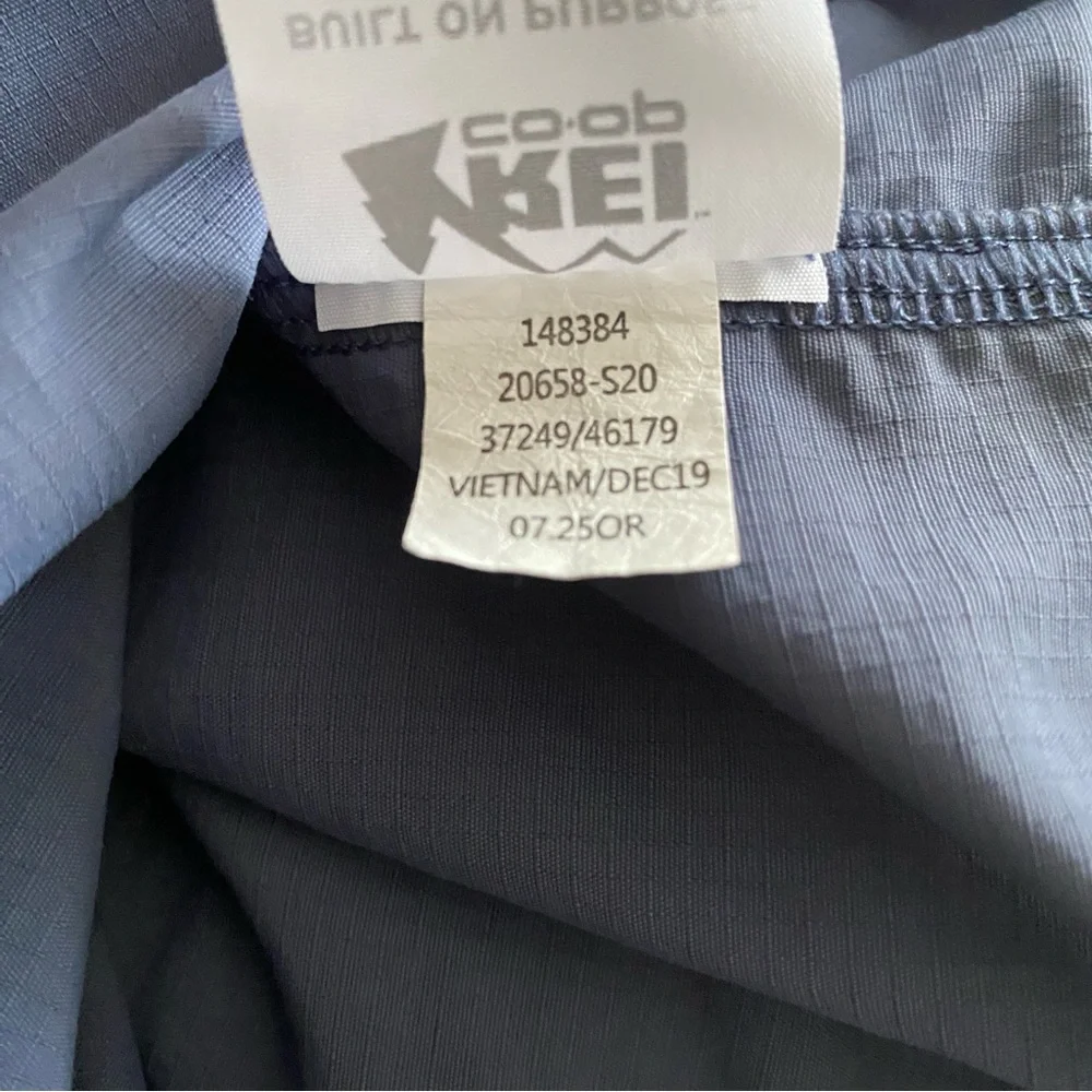 REI Co-op Kids' Sun Shirt Long Sleeve Blue Nylon Large ( 14-16) Gorpcore Button